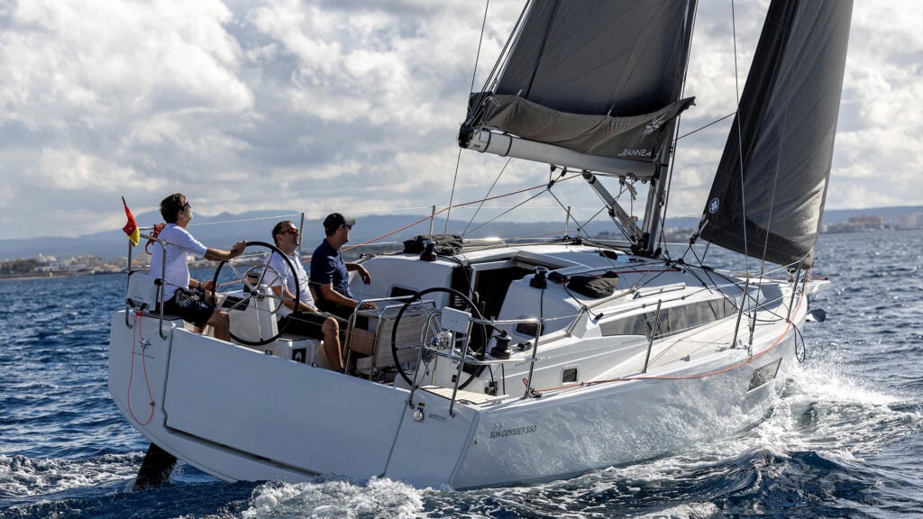 w test jeanneau sun odyssey 360 dragare
