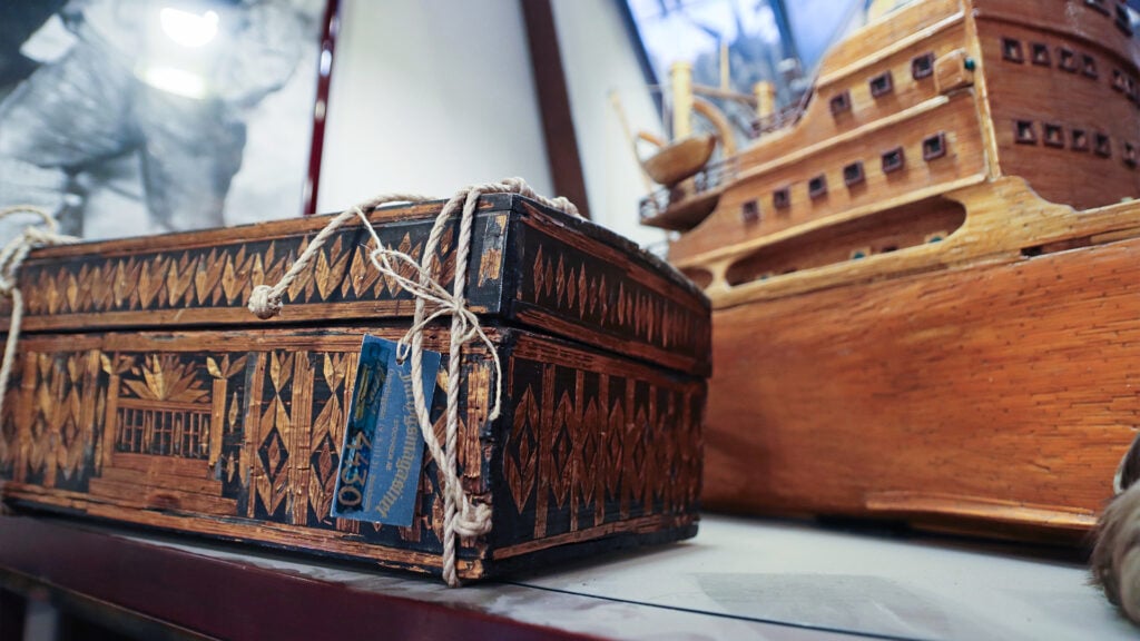 w kapten freddys skattkista straw box