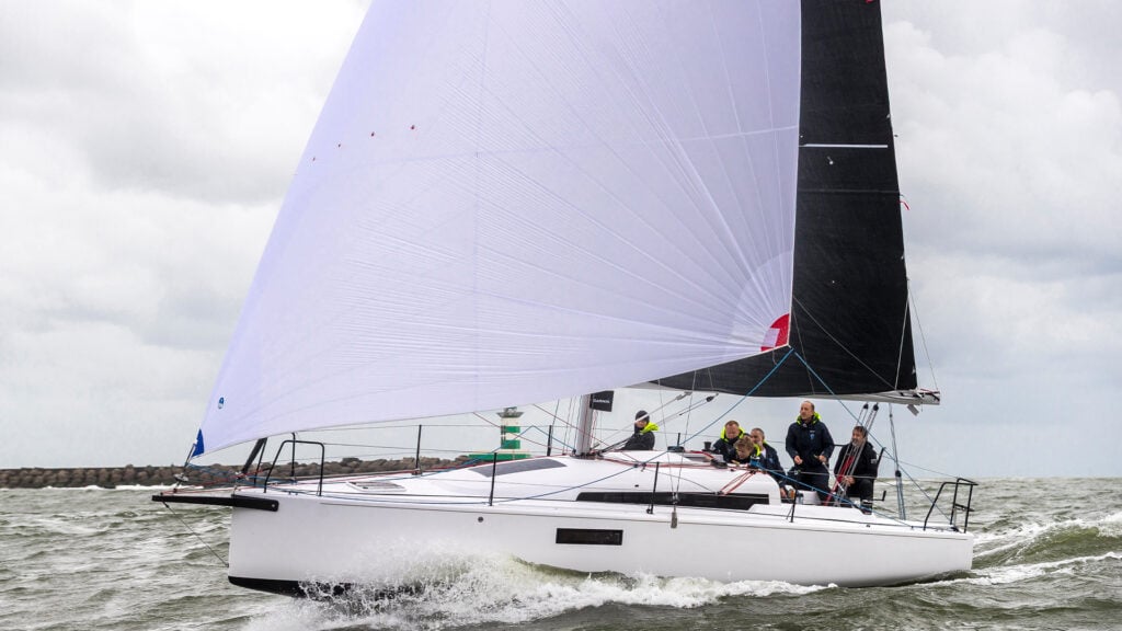 w europas basta segelbatar 2026 korade beneteau first