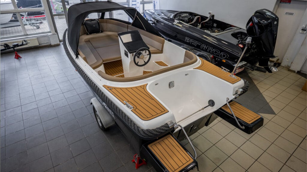 w trident boats till sverige 520 classic