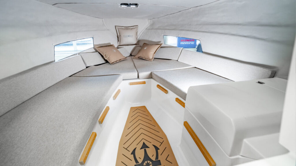 w trident boats till sverige 640 kabin